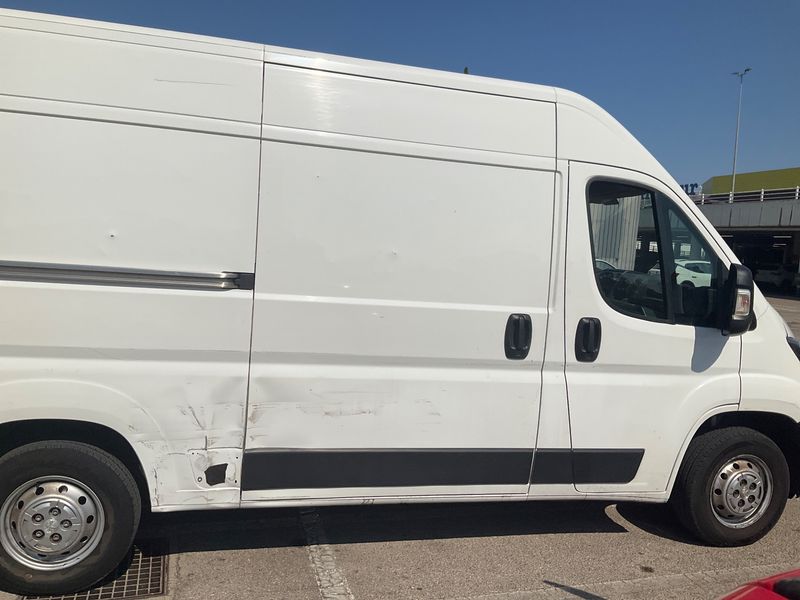 Peugeot Boxer 2.2 Blue-HDi 335 L2H2 Premium Stop&Start — zdjęcie 7