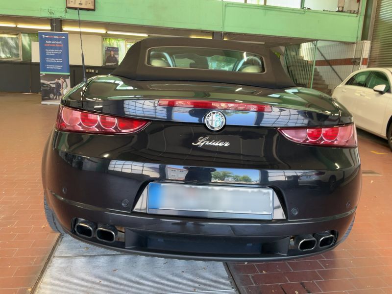 Alfa Romeo Alfa Spider 2.2 JTS Exclusive — zdjęcie 5