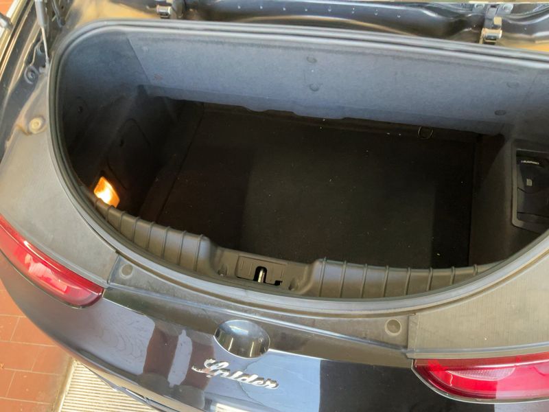 Alfa Romeo Alfa Spider 2.2 JTS Exclusive — zdjęcie 10