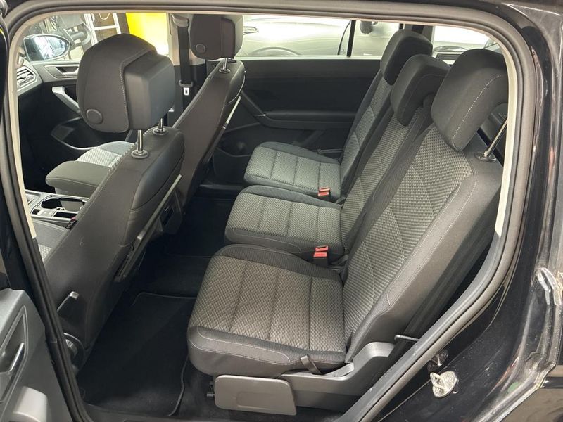 Volkswagen Touran 1.5 TSI ACT Comfortline BlueMotion Tech — zdjęcie 11