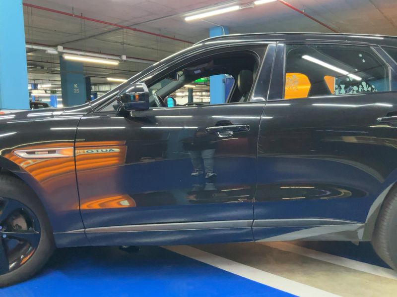 Jaguar F-Pace 25d R-Sport AWD — zdjęcie 4