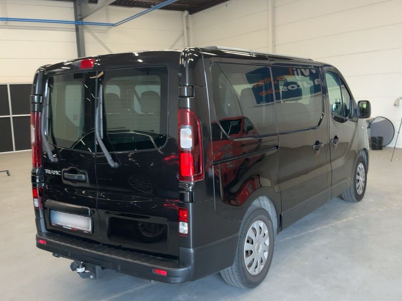 Renault Trafic 1.6 dCi Energy L1H1 2,7t Expression 2017 – снимка 8