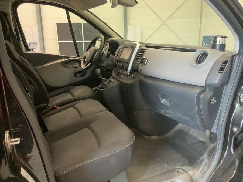 Renault Trafic 1.6 dCi Energy L1H1 2,7t Expression 2017 – снимка 16