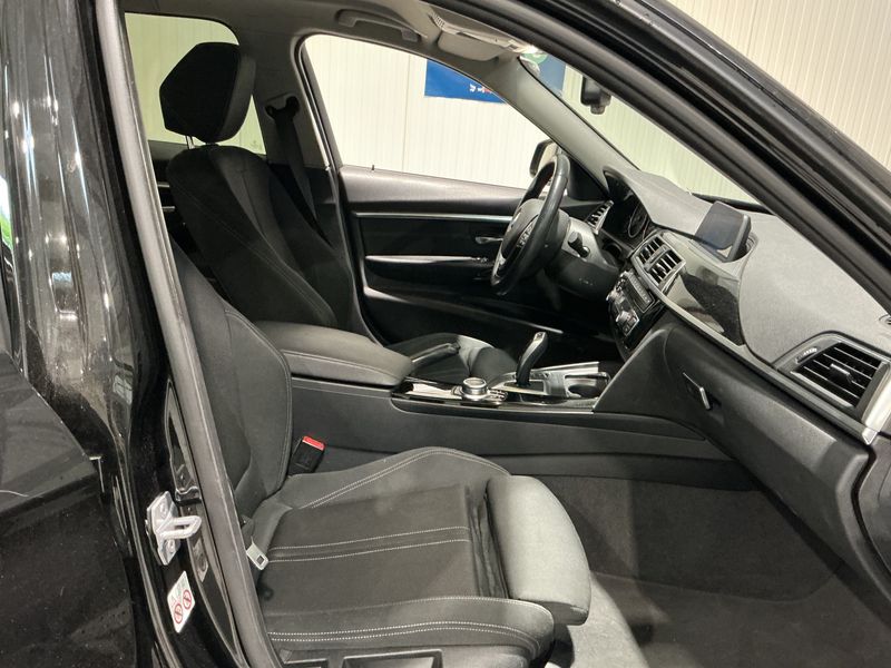 BMW 3er 318i Sport Line — zdjęcie 11