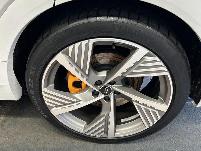 Audi e-tron 55 quattro S line — zdjęcie 25