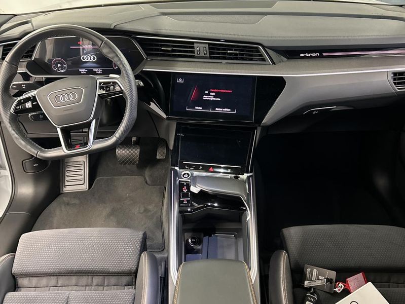 Audi e-tron 55 quattro S line — zdjęcie 20