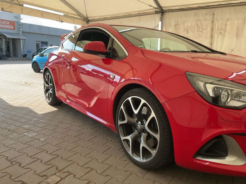 Opel Astra GTC 2.0 Turbo OPC 2015 – снимка 12