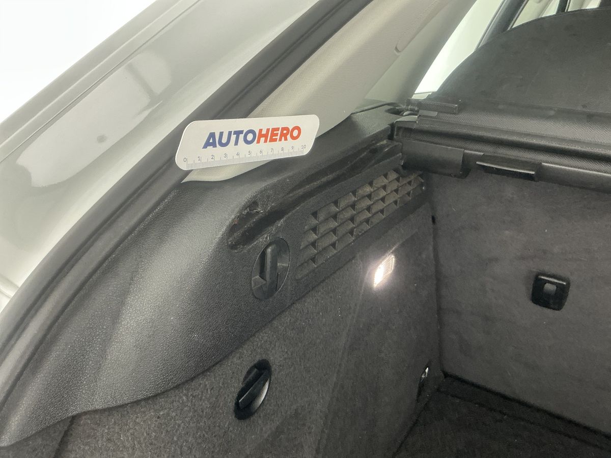 Audi Q3 2018 — photo 43