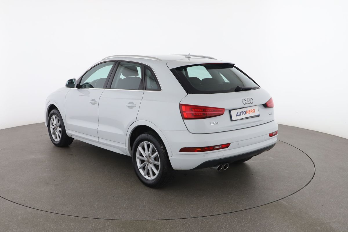 Audi Q3 2018 — photo 7
