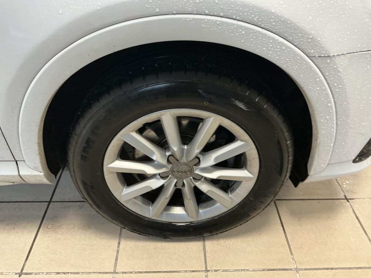 Audi Q3 2018 — photo 6