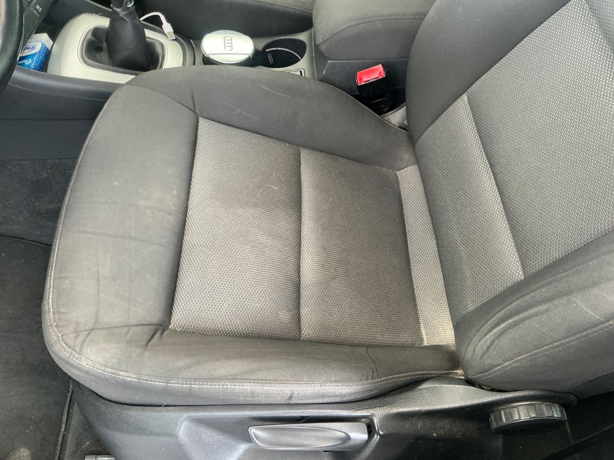 Audi Q3 2018 — photo 39