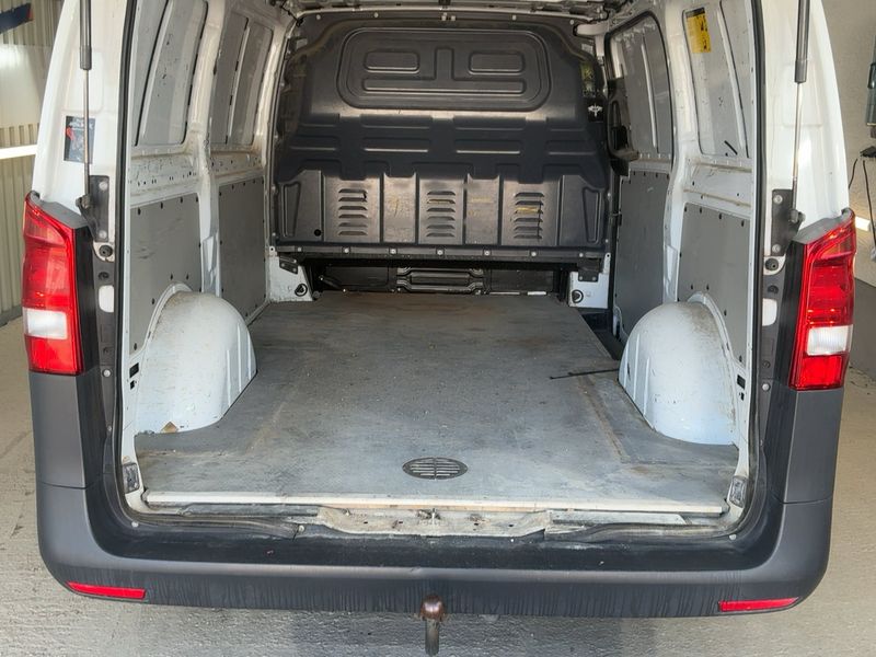 Mercedes-Benz Vito 111 CDI WORKER lang — zdjęcie 10