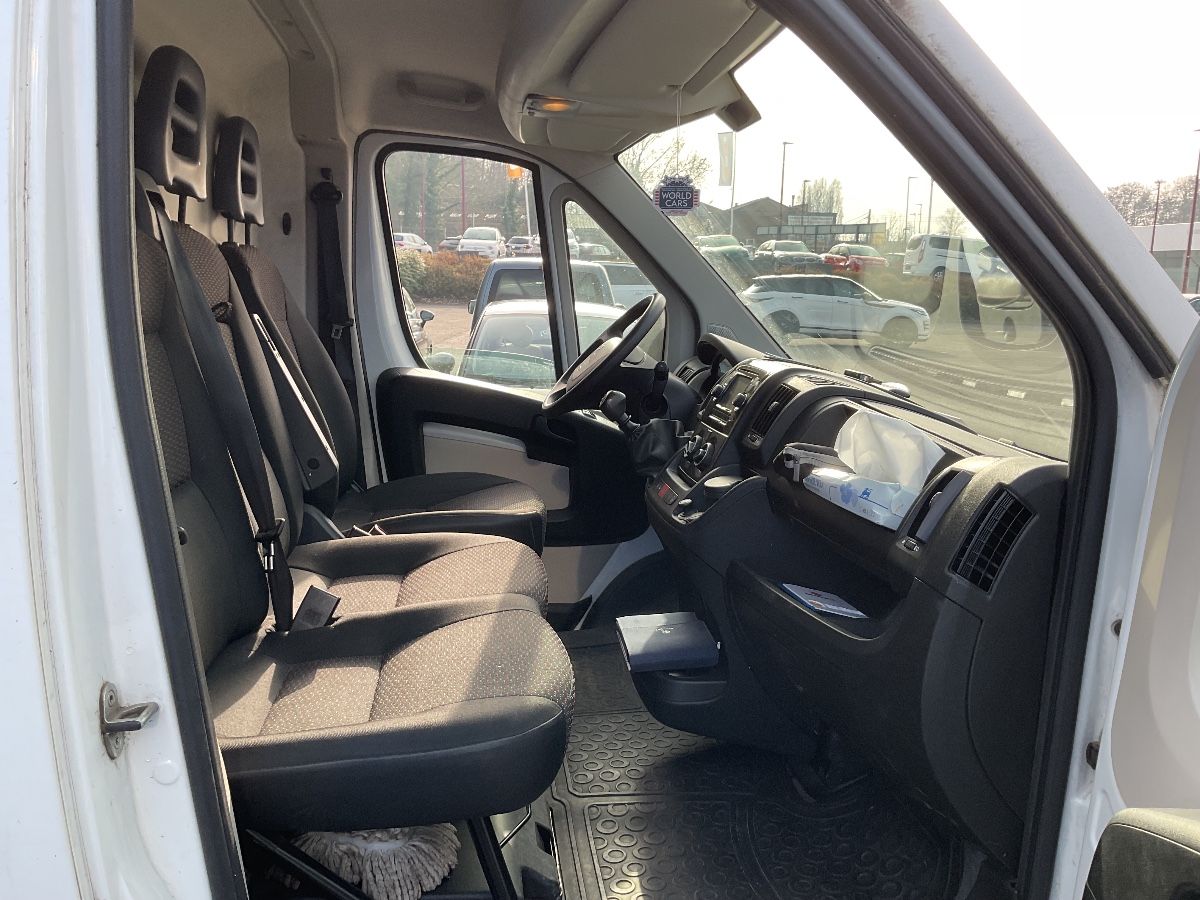 Peugeot Boxer 2017 — photo 17