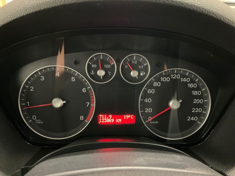 Ford C-Max 1.6 Trend — zdjęcie 4