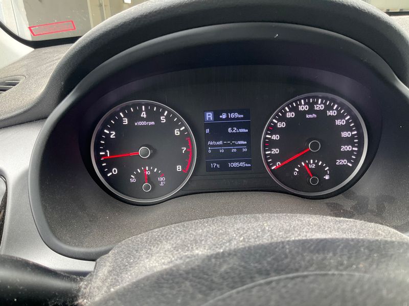 Kia Rio 1.0 TGDI Spirit — zdjęcie 13