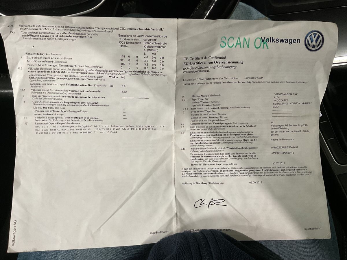 Volkswagen Golf VII 1.6 TDI Trendline BlueMotion Tech