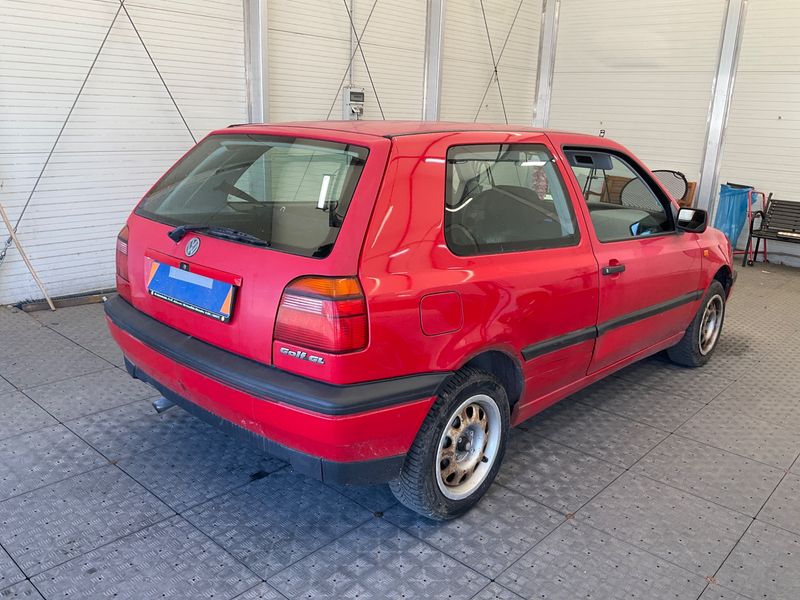 Volkswagen Golf III 1.8 GL — zdjęcie 2