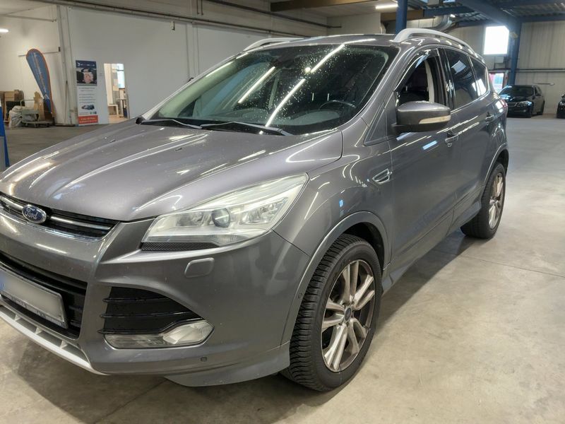 Ford Kuga 2.0 TDCi Individual — zdjęcie 1