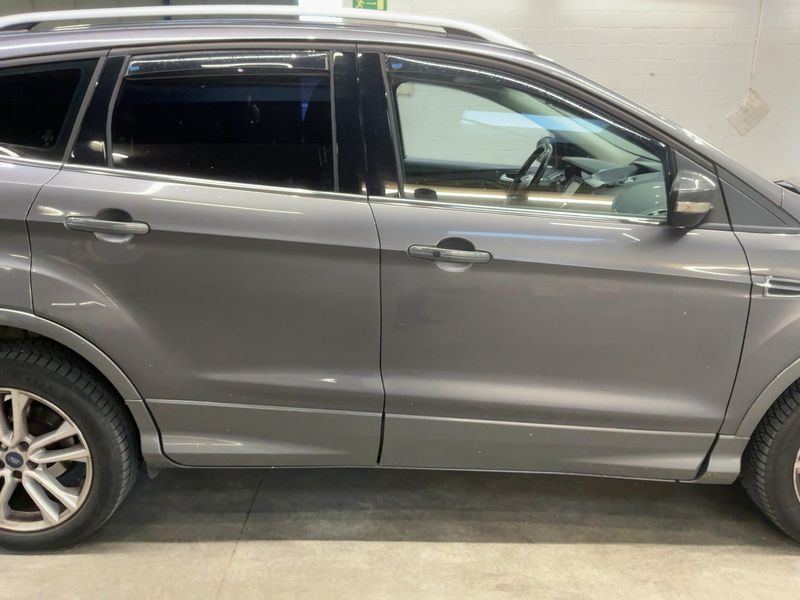 Ford Kuga 2.0 TDCi Individual — zdjęcie 7
