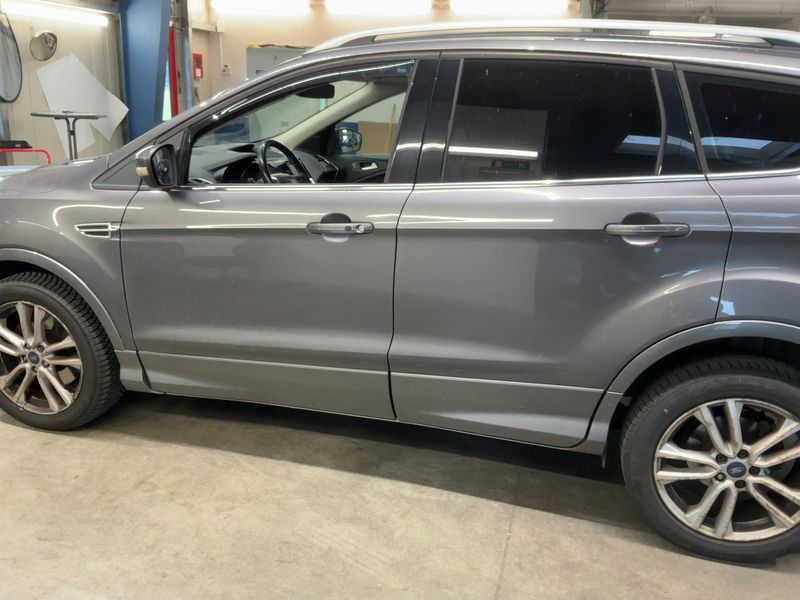 Ford Kuga 2.0 TDCi Individual — zdjęcie 4