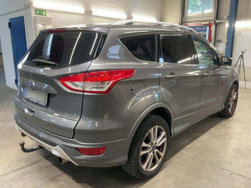 Ford Kuga 2.0 TDCi Individual — zdjęcie 6