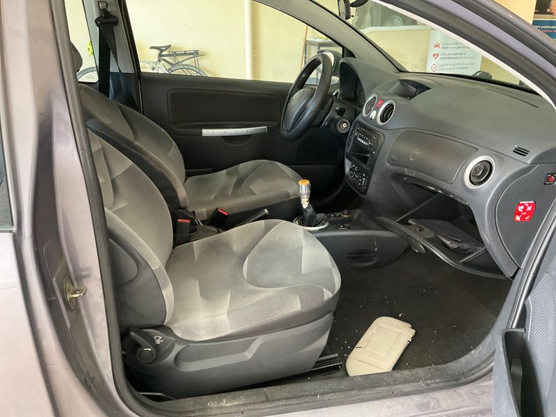 Citroen C2 1.1 Ambiance — zdjęcie 3