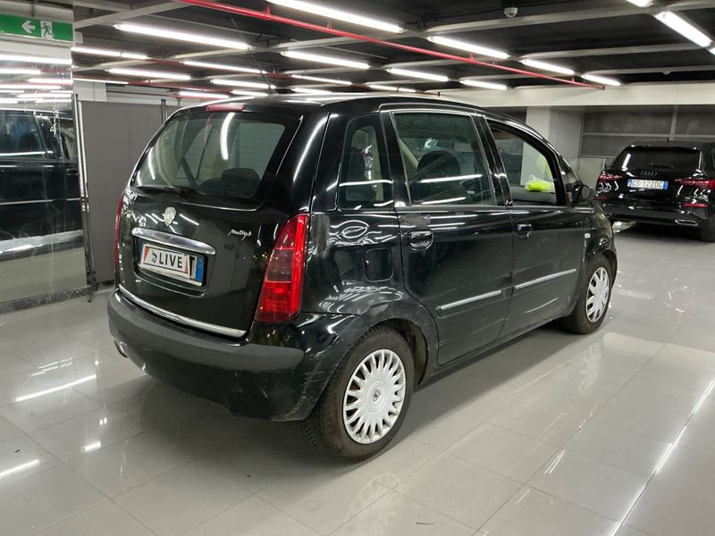 Lancia Musa 1.3 JTD Multijet Oro — zdjęcie 2