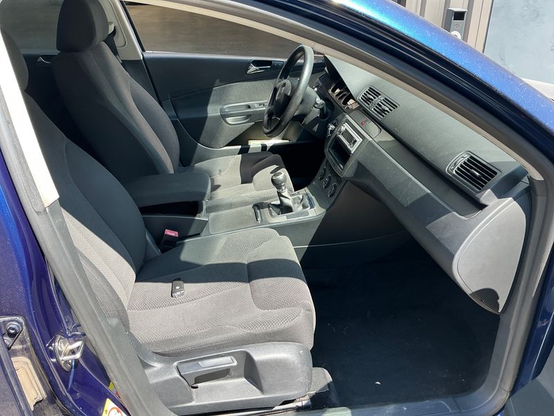 Volkswagen Passat 1.9 TDI Comfortline 2006 – снимка 3