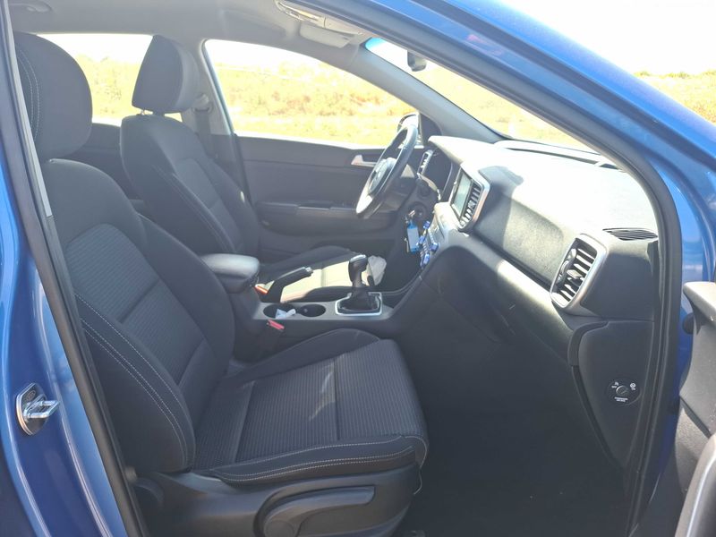 Kia Sportage 1.6 CRDi Active 2WD — zdjęcie 10