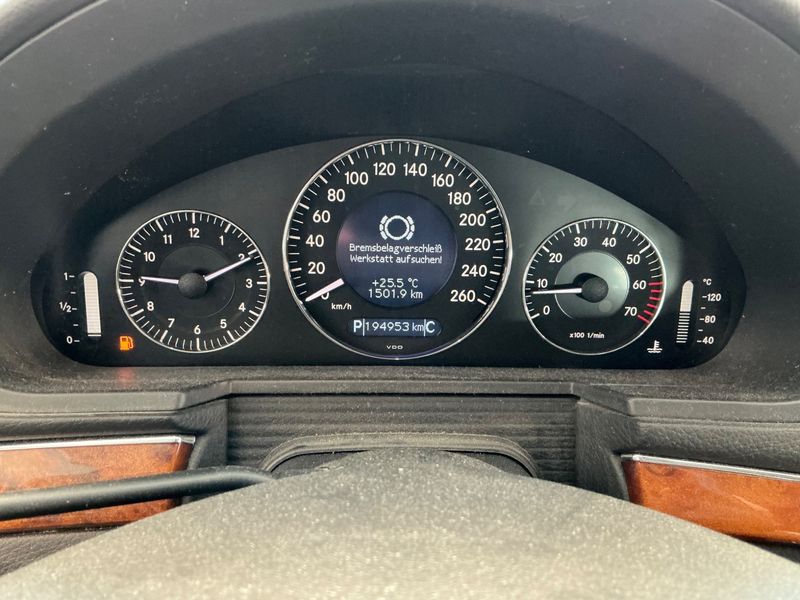 Mercedes-Benz E-Klasse E 200 Kompressor T Elegance — zdjęcie 4