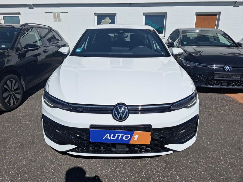 Volkswagen Golf VIII 1.5 TSI R-Line — zdjęcie 7