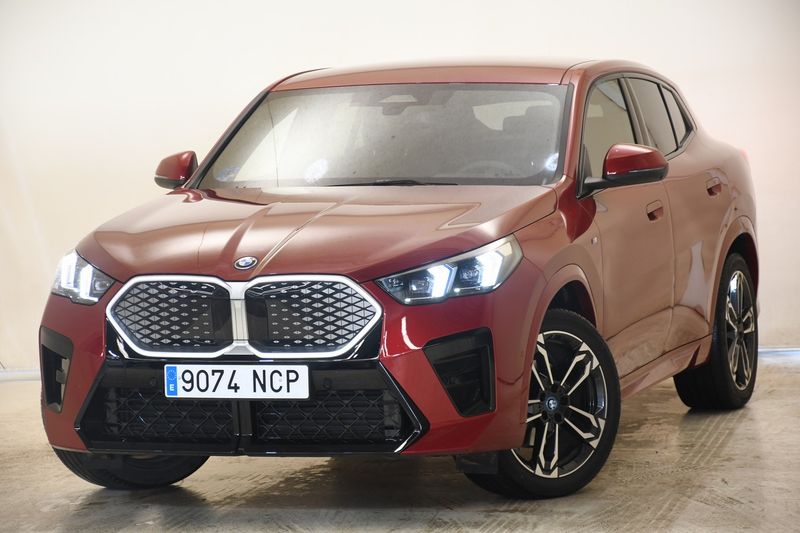 BMW iX2 eDrive20 M Sport