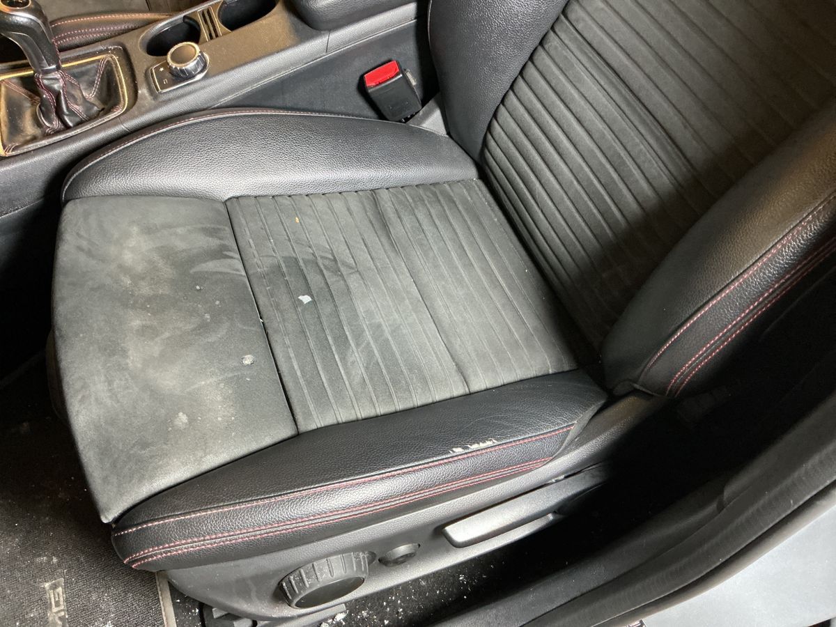 Mercedes-Benz GLA-Klasse 2019 — photo 27