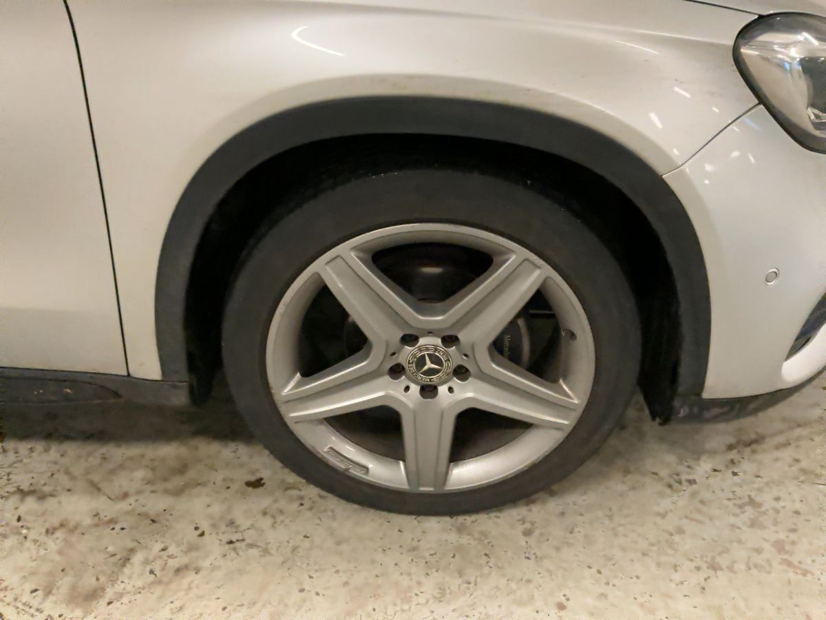 Mercedes-Benz GLA-Klasse 2019 — photo 12