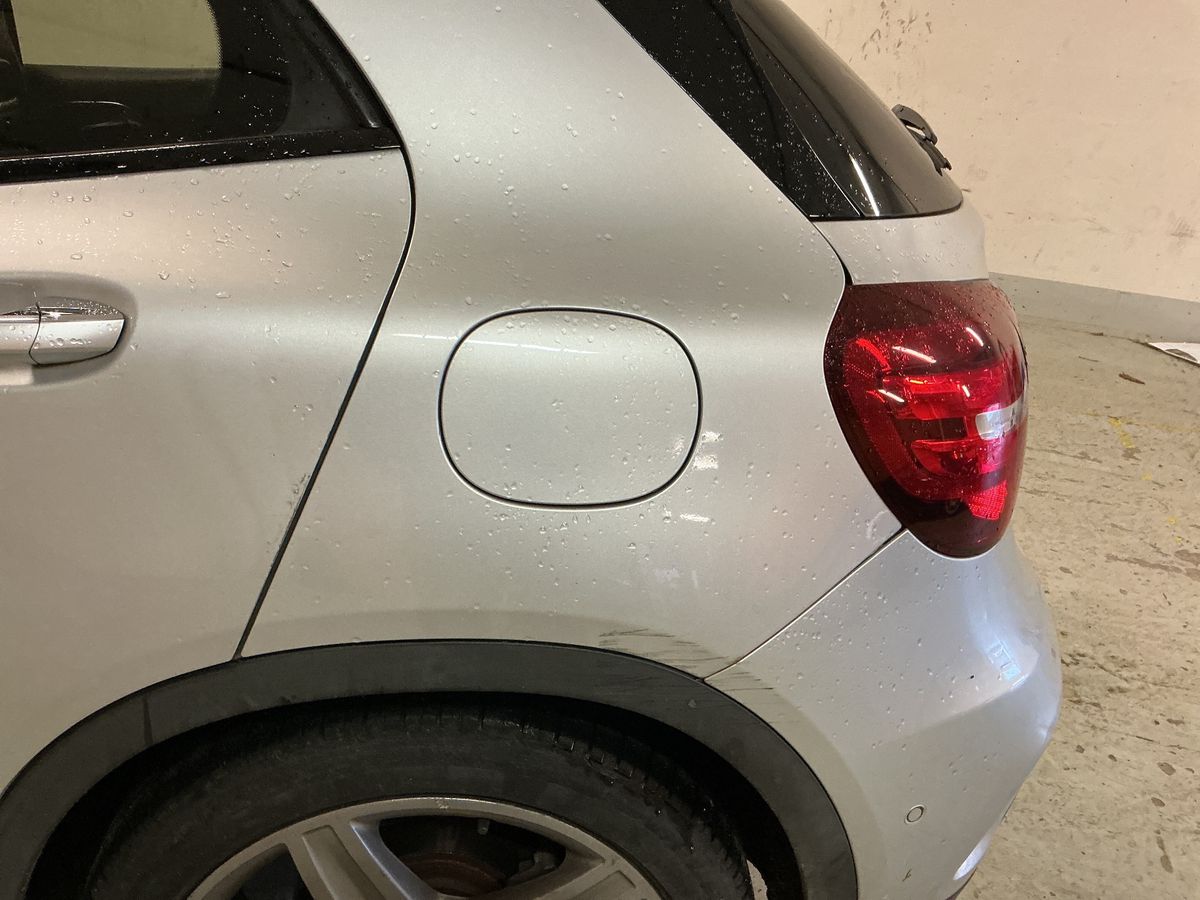 Mercedes-Benz GLA-Klasse 2019 — photo 33