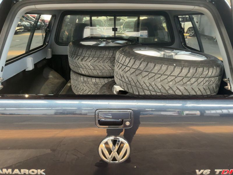 Volkswagen Amarok 3.0 V6 TDI Aventura DoubleCab 4Motion — zdjęcie 10