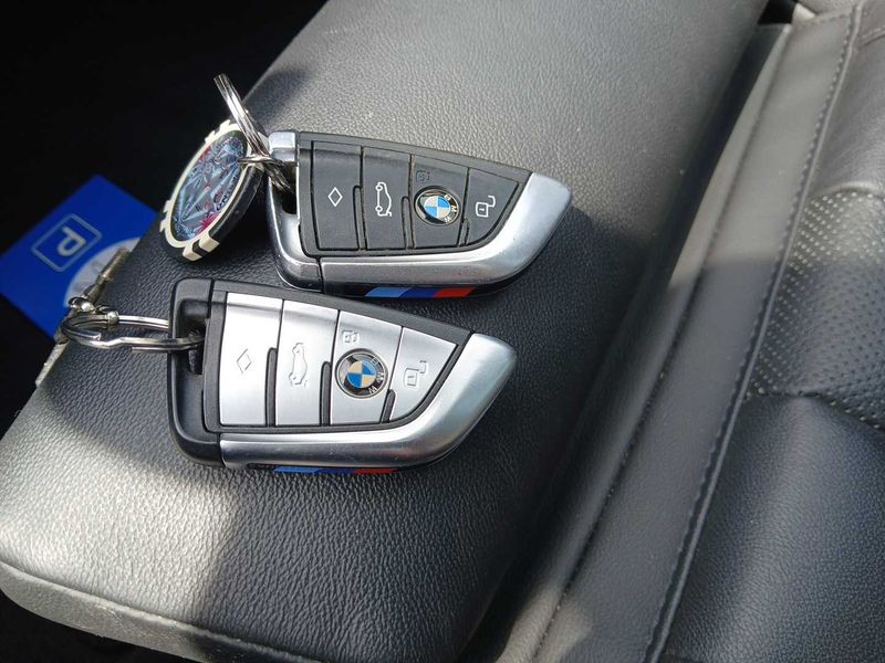 BMW X6 xDrive 40i M Sport — zdjęcie 16