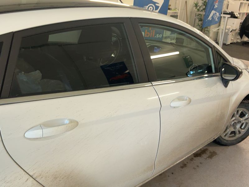 Ford Fiesta 1.0 EcoBoost Titanium — zdjęcie 7