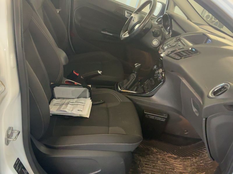 Ford Fiesta 1.0 EcoBoost Titanium — zdjęcie 11