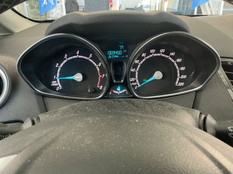 Ford Fiesta 1.0 EcoBoost Titanium — zdjęcie 13