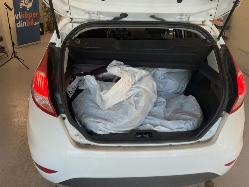 Ford Fiesta 1.0 EcoBoost Titanium — zdjęcie 10