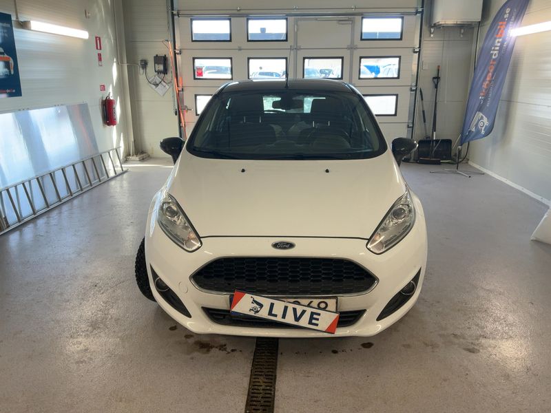 Ford Fiesta 1.0 EcoBoost Titanium — zdjęcie 9