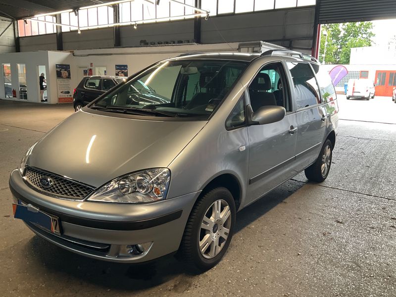 Ford Galaxy 2.3 Ghia