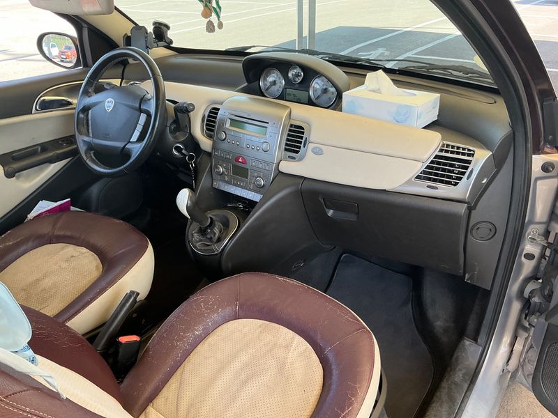 Lancia Ypsilon 1.3 JTD Multijet Platino — zdjęcie 3
