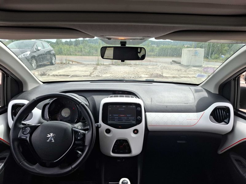Peugeot 108 1.2 VTi Roland Garros — zdjęcie 11