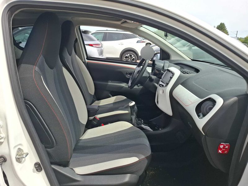 Peugeot 108 1.2 VTi Roland Garros — zdjęcie 10