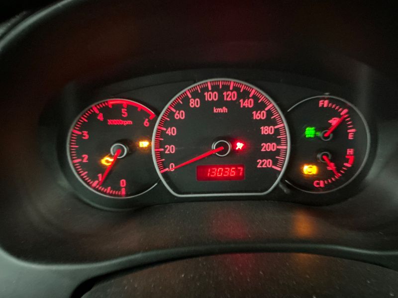 Fiat Sedici 1.9 JTD Multijet Emotion 4x4 — zdjęcie 4