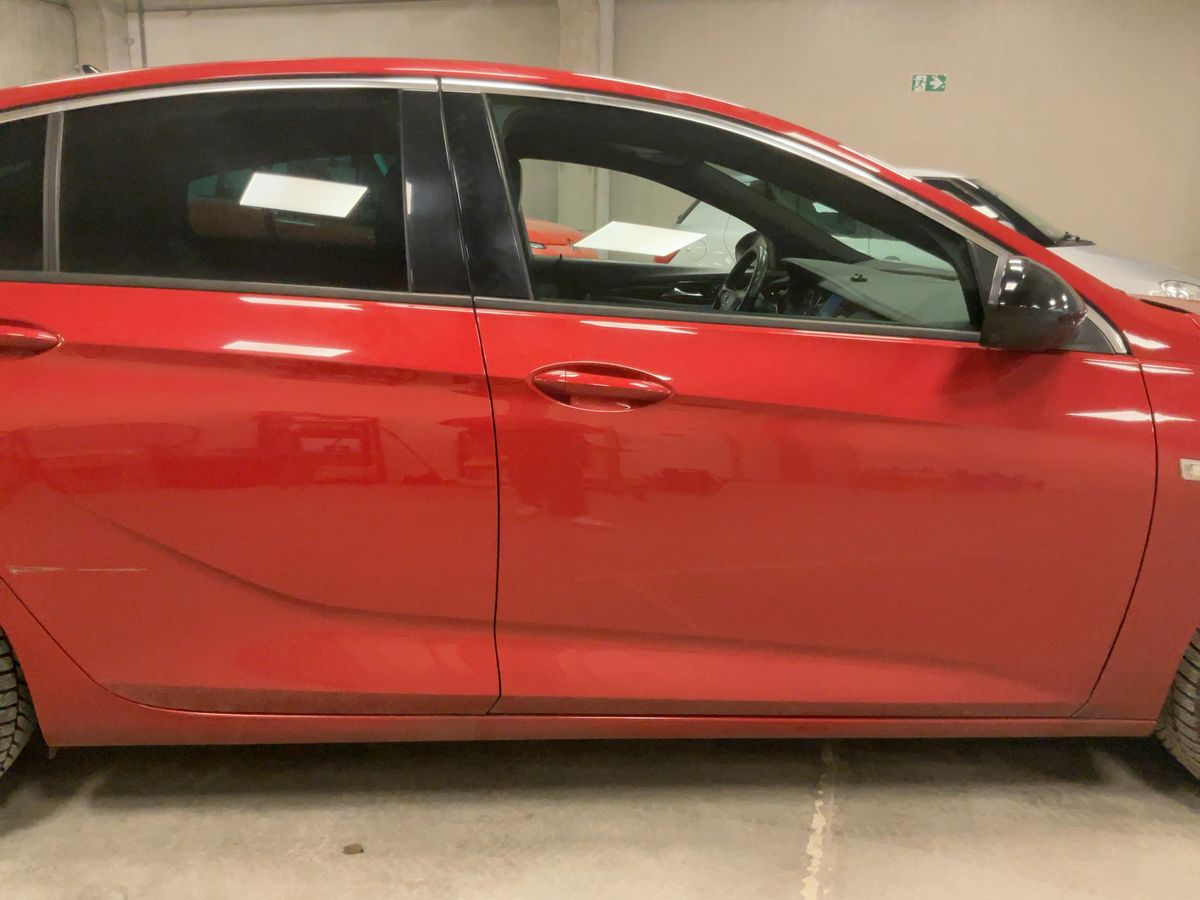 Opel Insignia 2021 — photo 11