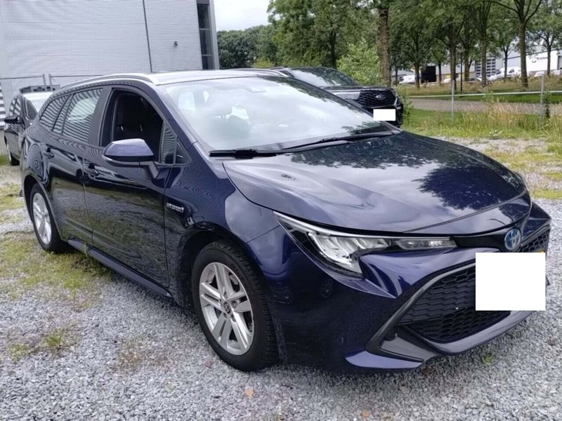 Toyota Corolla 1.8 Hybrid Business Edition — zdjęcie 4