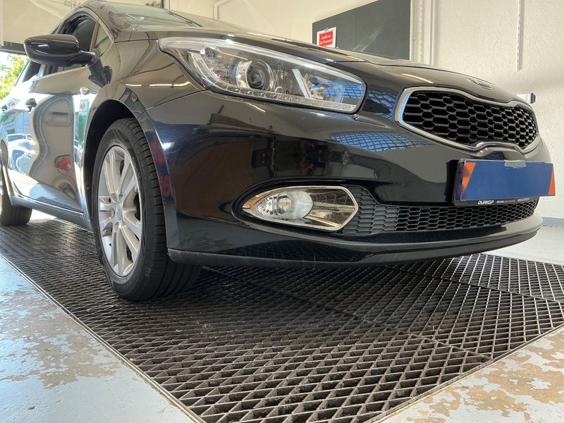 Kia cee'd 1.4 FIFA World Cup Edition 2014 – снимка 62